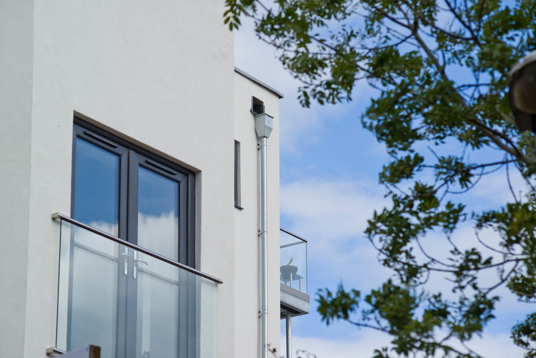 125mm Half Round Galvanised Steel 80mm 'wrap around' Gutter Outlet - Trade Warehouse