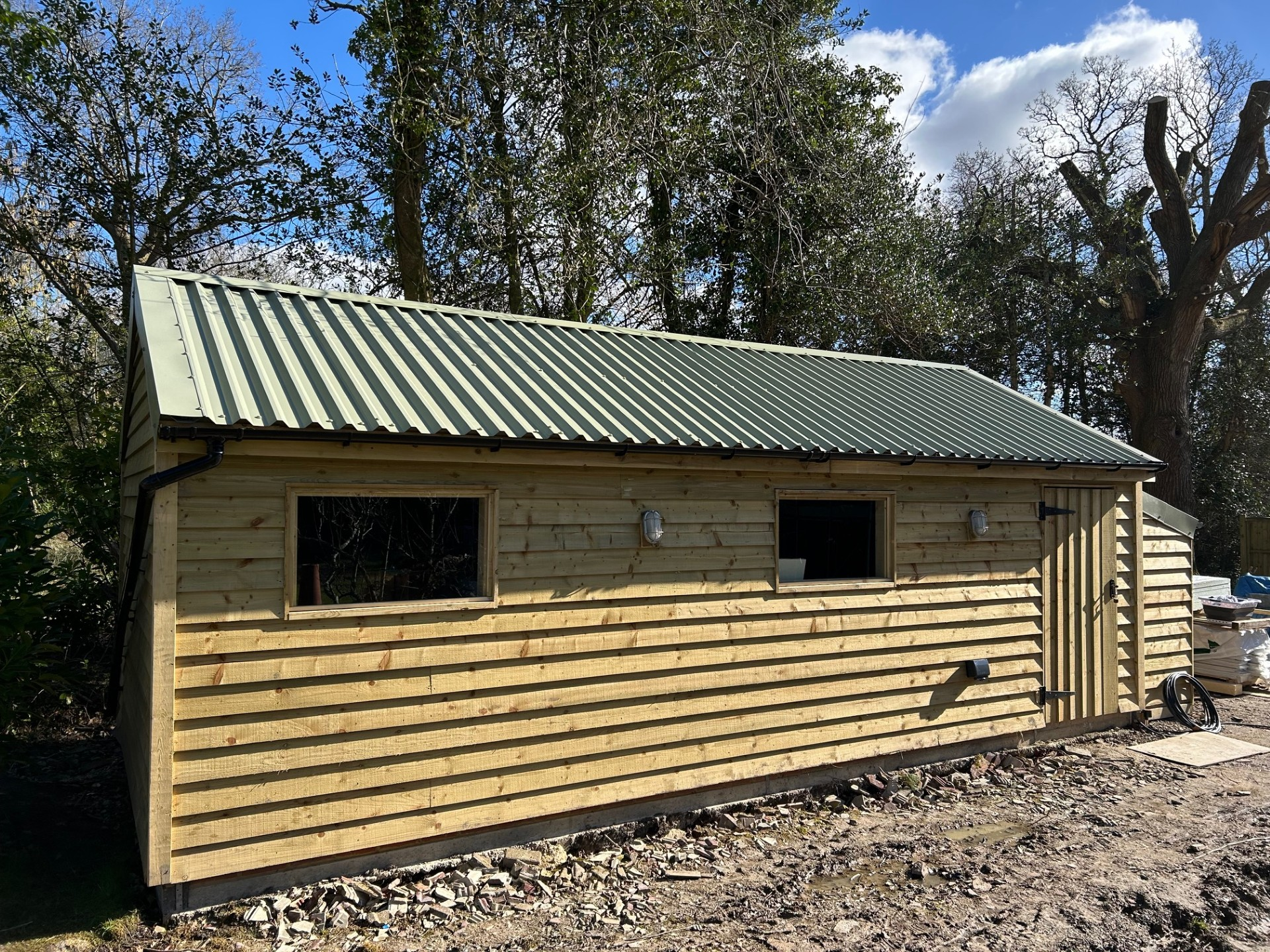 34/1000 Box Profile PVC Plastisol Coated 0.7mm Metal Roof Sheet Moorland Green