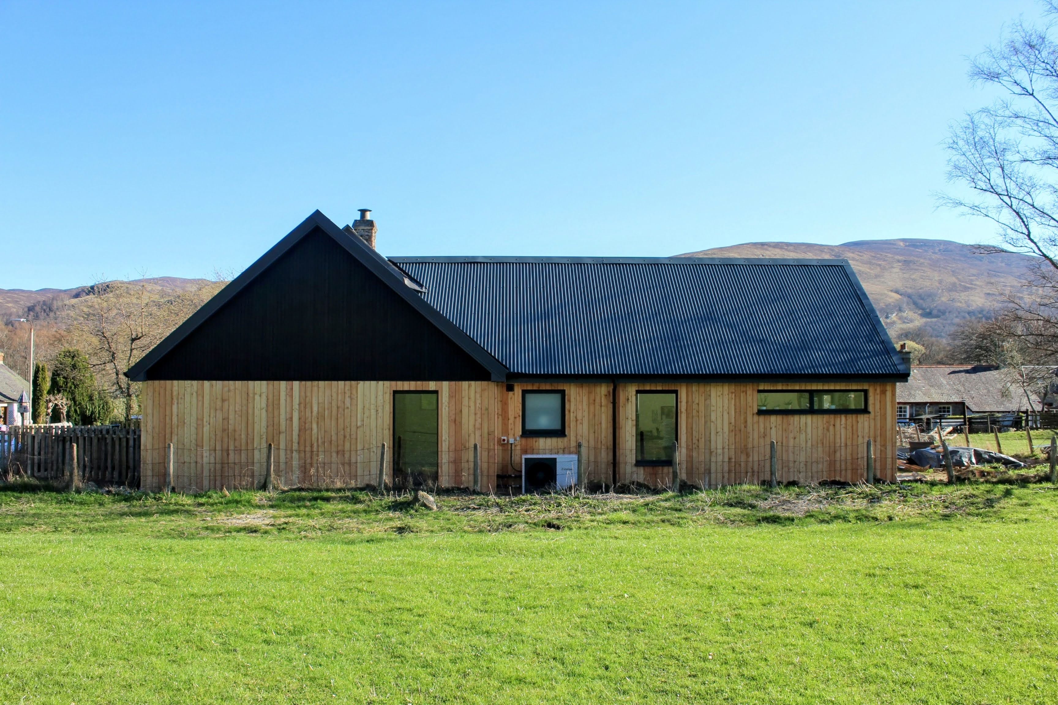 34/1000 Box Profile PVC Plastisol Coated 0.7mm Metal Roof Sheet Anthracite