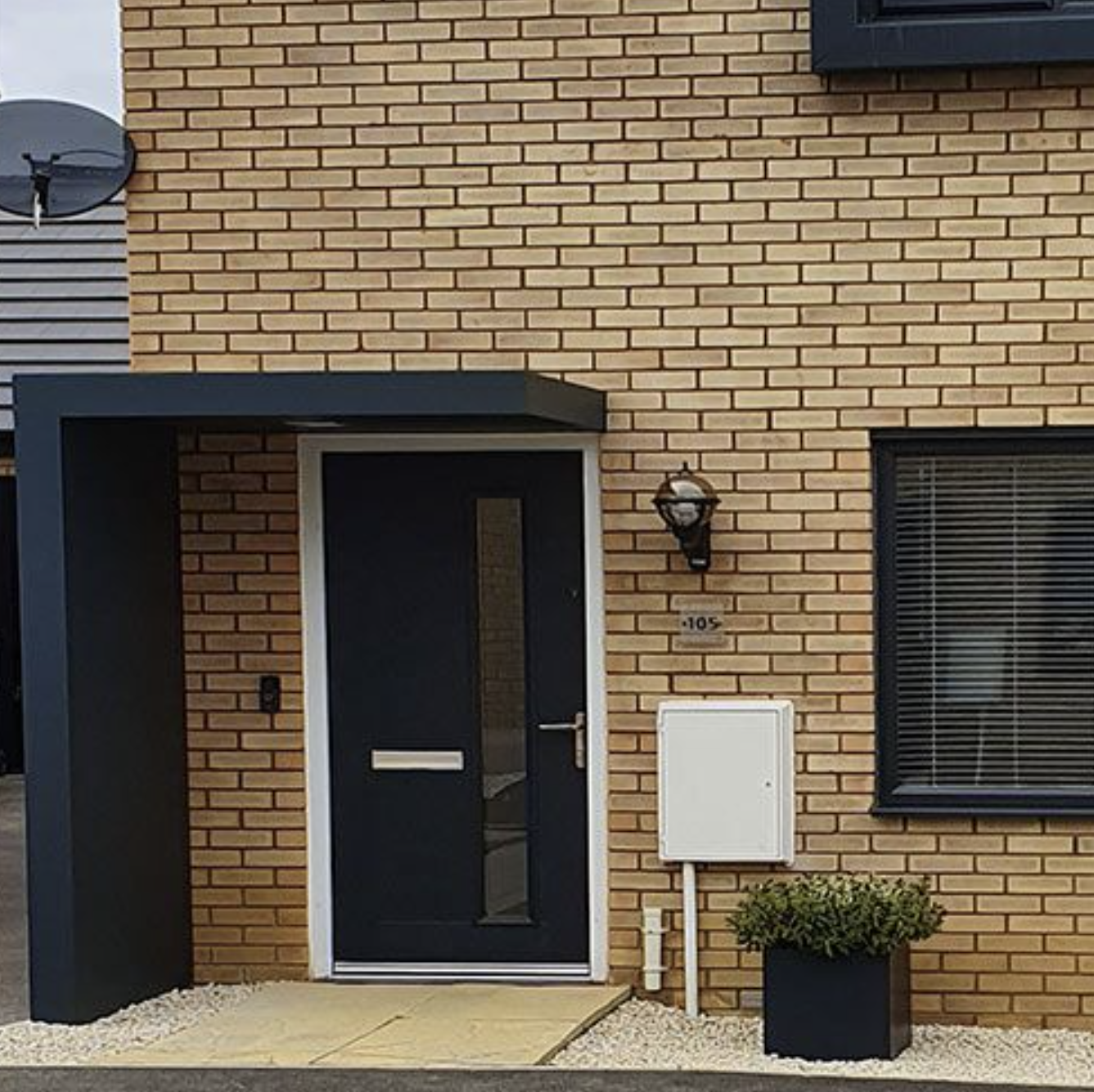 Custom 200x90cm Aluminium Canopy With LED Light Strip & Side Panel - Custom Colour (Left or Right)