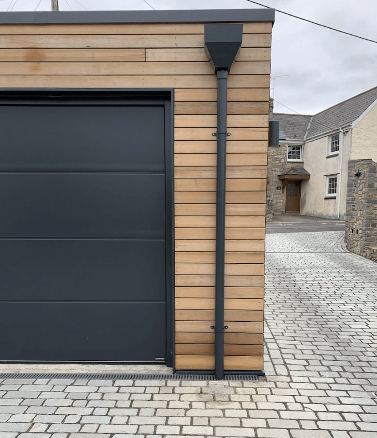 63mm (2.5") Swaged Aluminium 75mm Fixed Offset - One of 26 Standard Matt RAL colours TBC