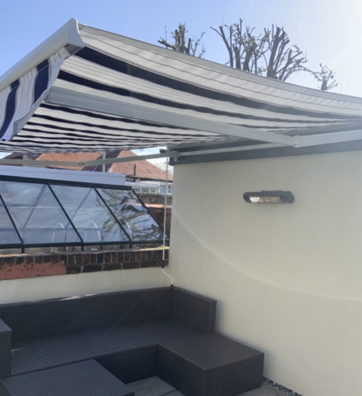 Blue & White Striped Manual Retractable Awning - 3m x 2.5m