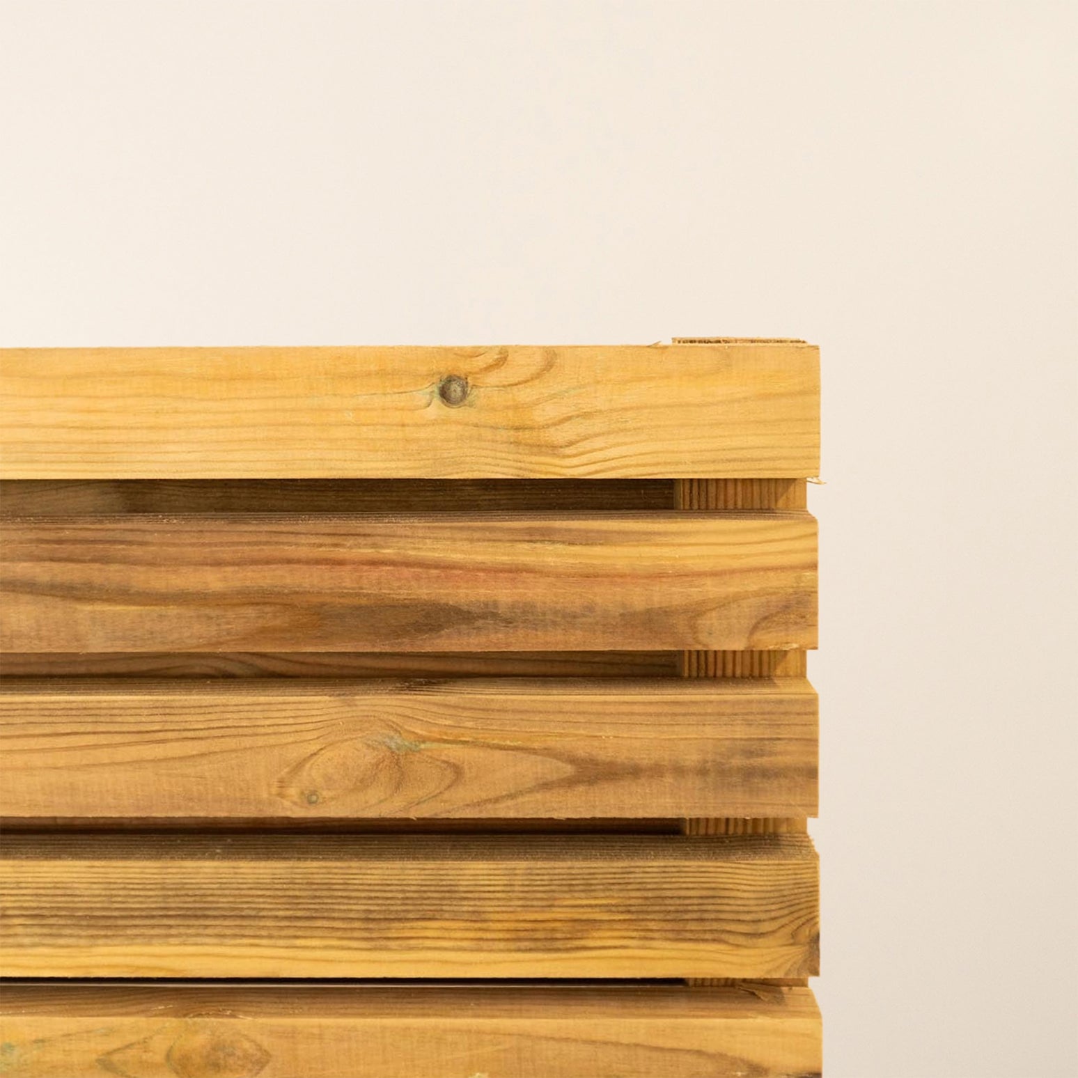 Double Sided PSE Slatted Fence Panel for Modern Garden Screening and Fencing