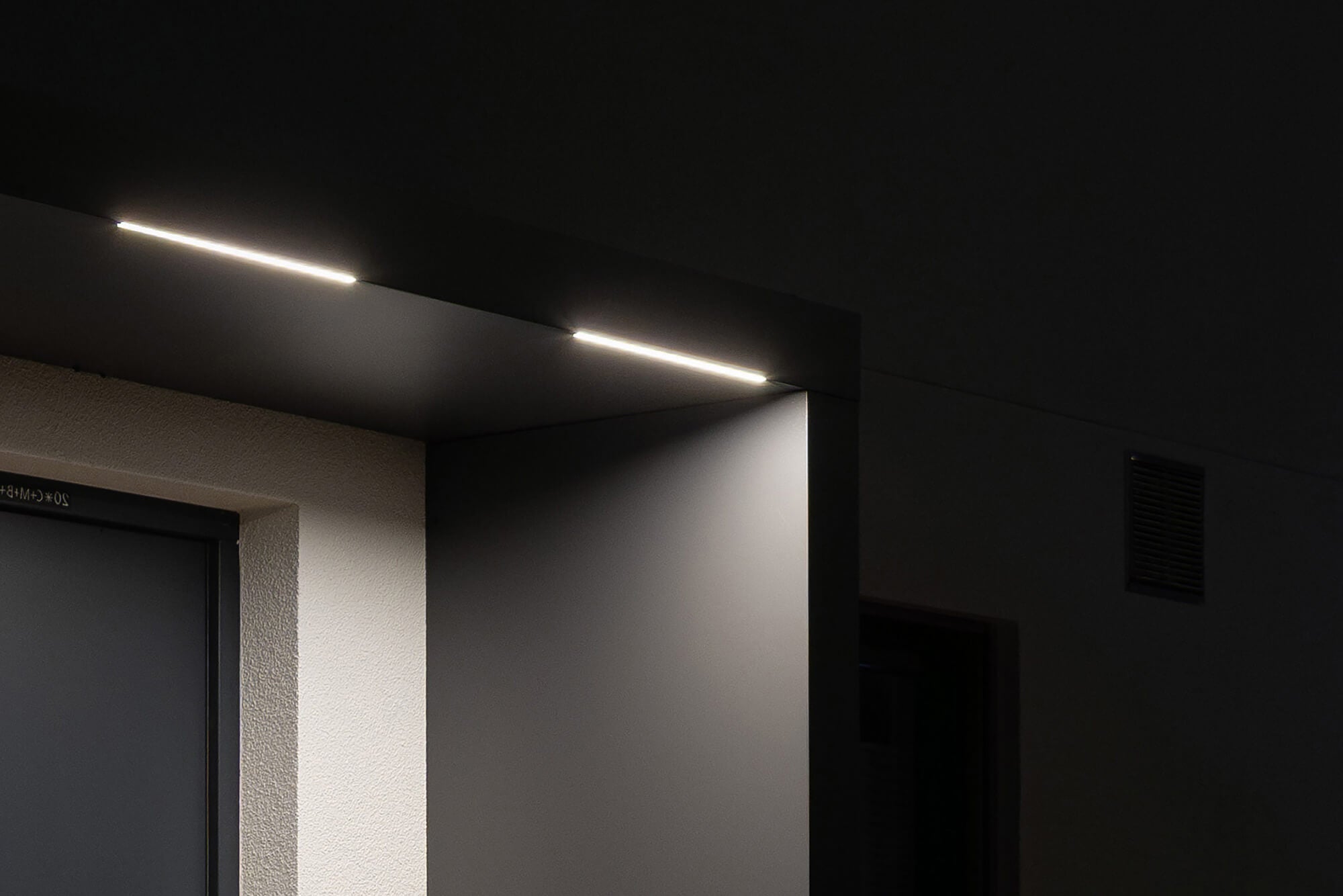 251-300x90cm Aluminium Canopy With LED Light Strip & Side Panel - Anthracite Grey (Left or Right)