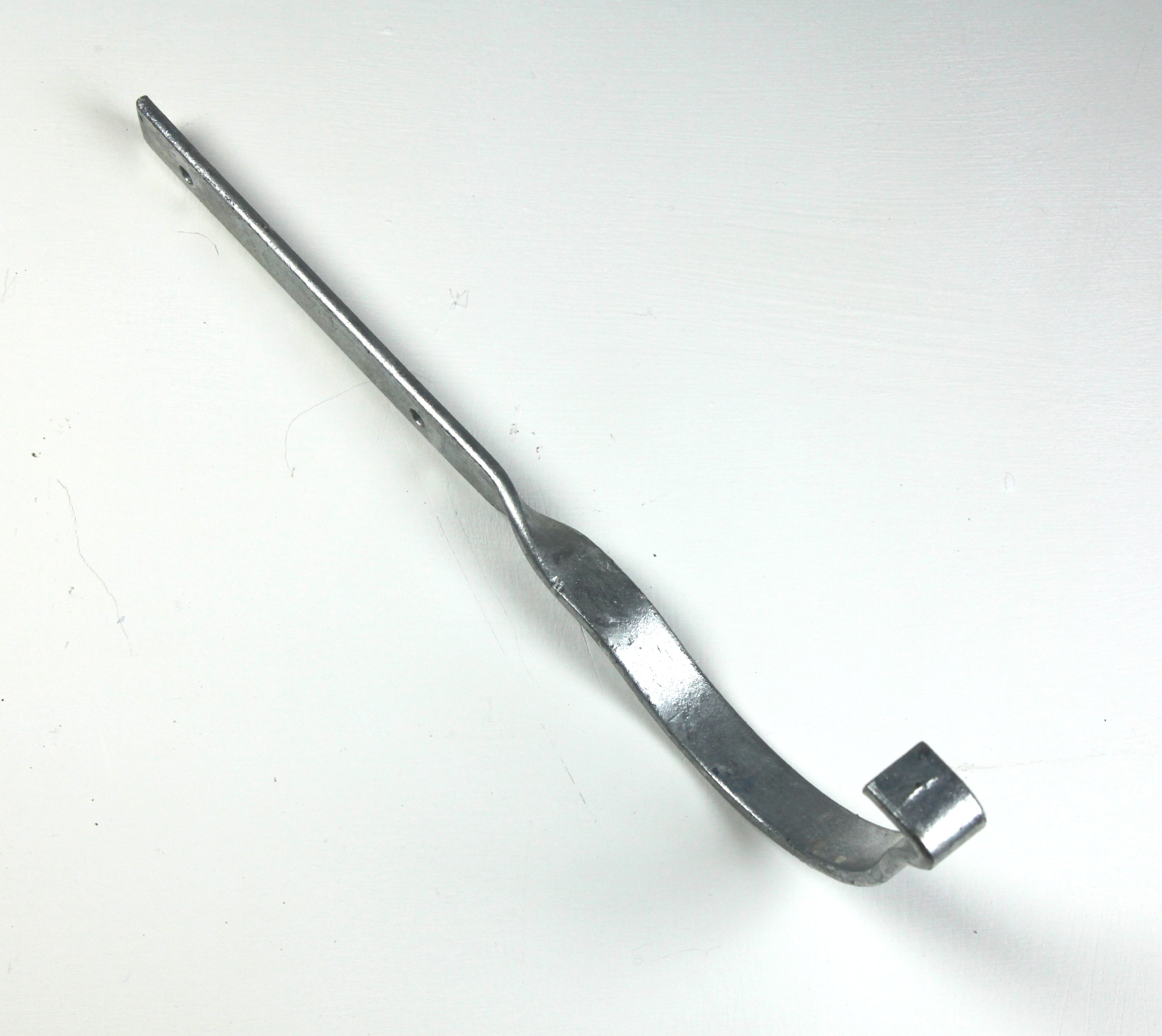 Hargreaves Cast Iron 115mm Beaded Half Round Galv Side Fix Rafter Bracket - Primed