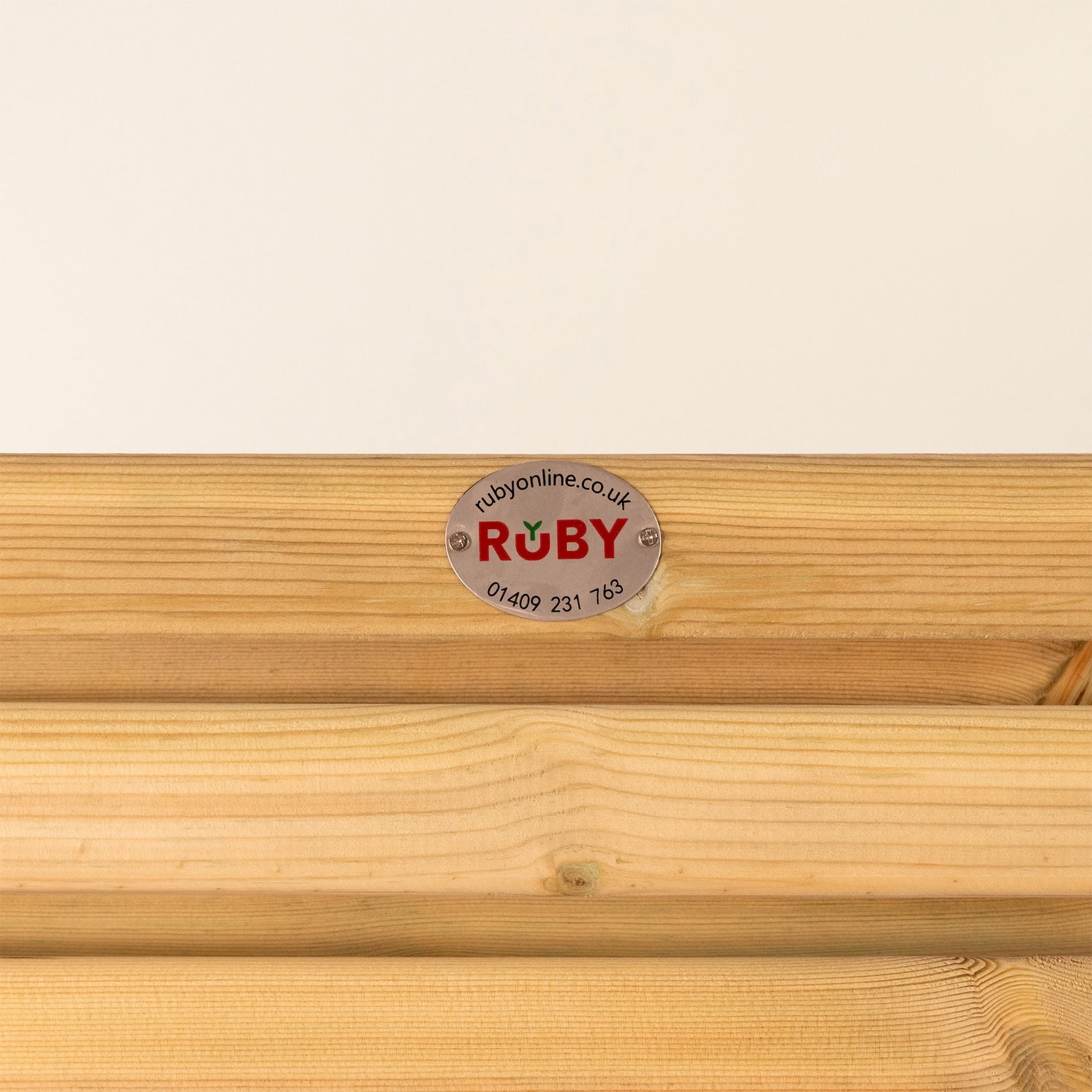 Double Sided Planed Slatted Timber Fence Panel for Modern Garden Design