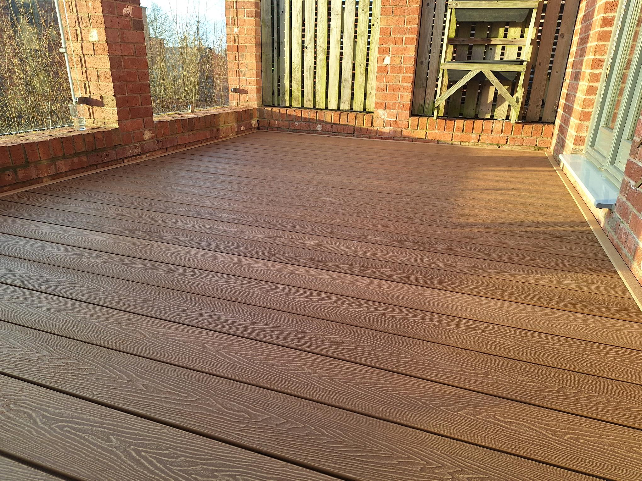 Triton 3m Double Faced Woodgrain Composite Decking Board 148mm X 25mm