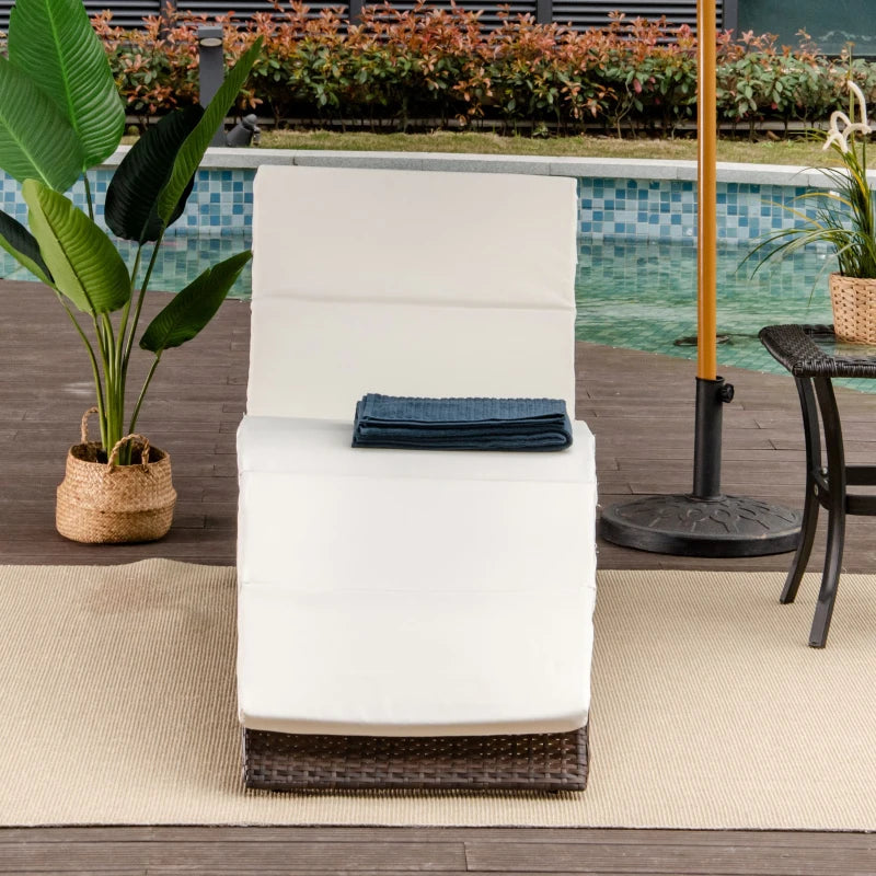 Brown Foldable Rattan Sun Lounger with Cushion