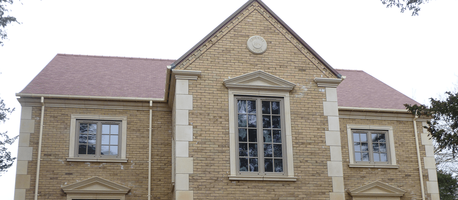 115mm (4.5") x 3m SnapIT Express Aluminium Half Round Gutter - RAL 9005M Matt Black