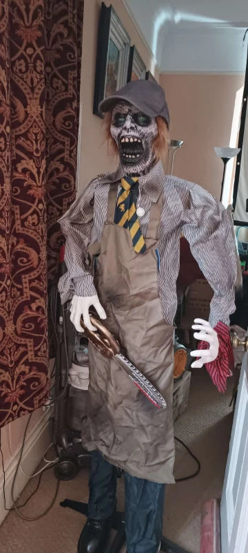 5.5ft Life-Size Chainsaw Killer Halloween Animatronic with Light-Up Eyes & Sound Activation – Scary Indoor Party Decoration