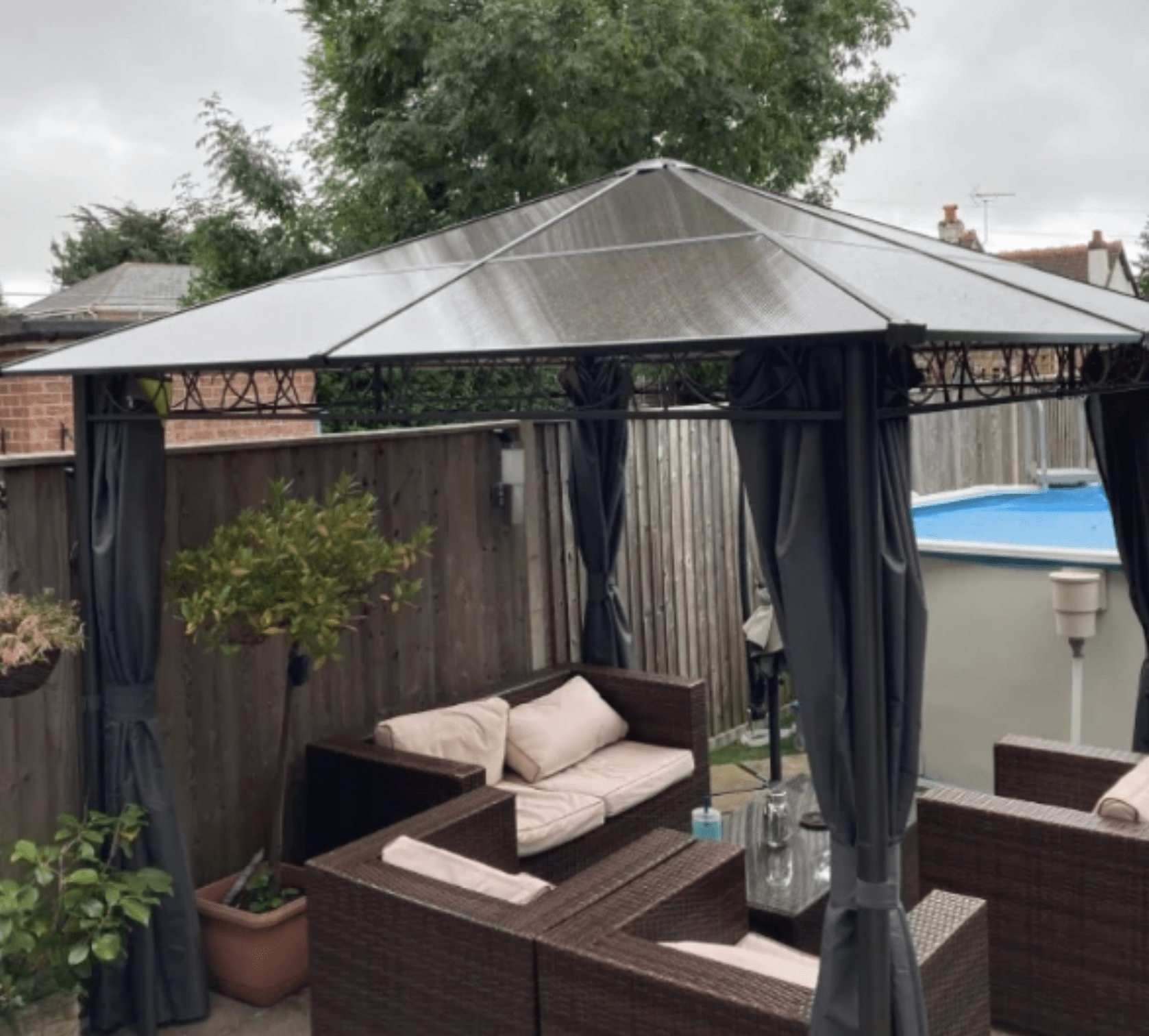 Grey 3 x 3m Hardtop Gazebo with UV Resistant Polycarbonate Roof - Trade Warehouse