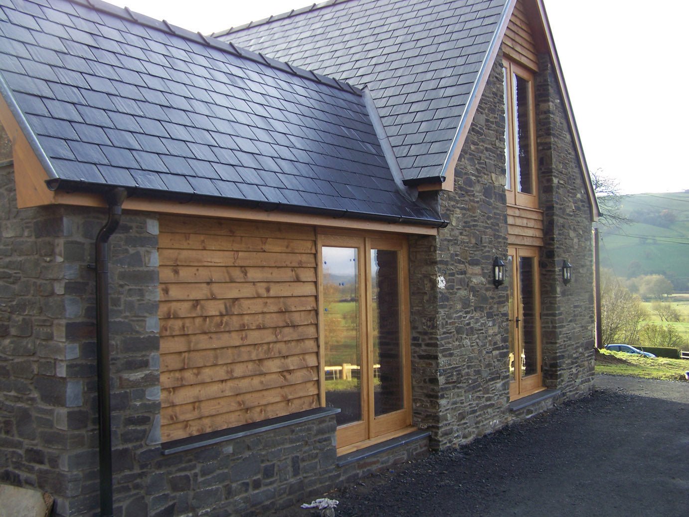 Lindab Half Round Gutter 3m - Trade Warehouse