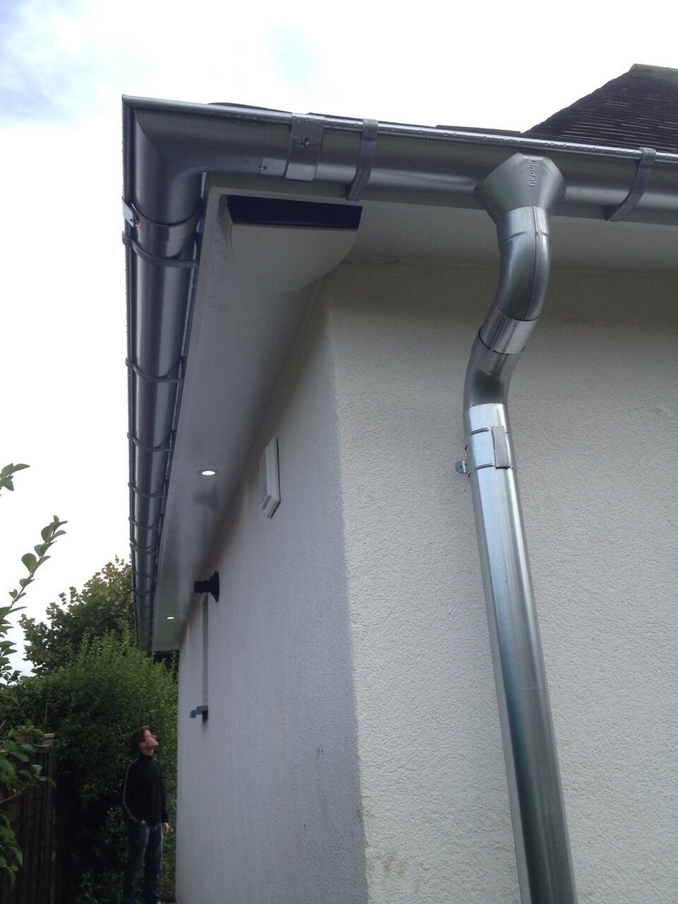 Lindab Half Round Gutter 3m - Trade Warehouse