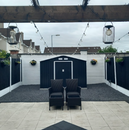 Dark Grey Metal Shed - 9ft x 6ft - With Ventilation