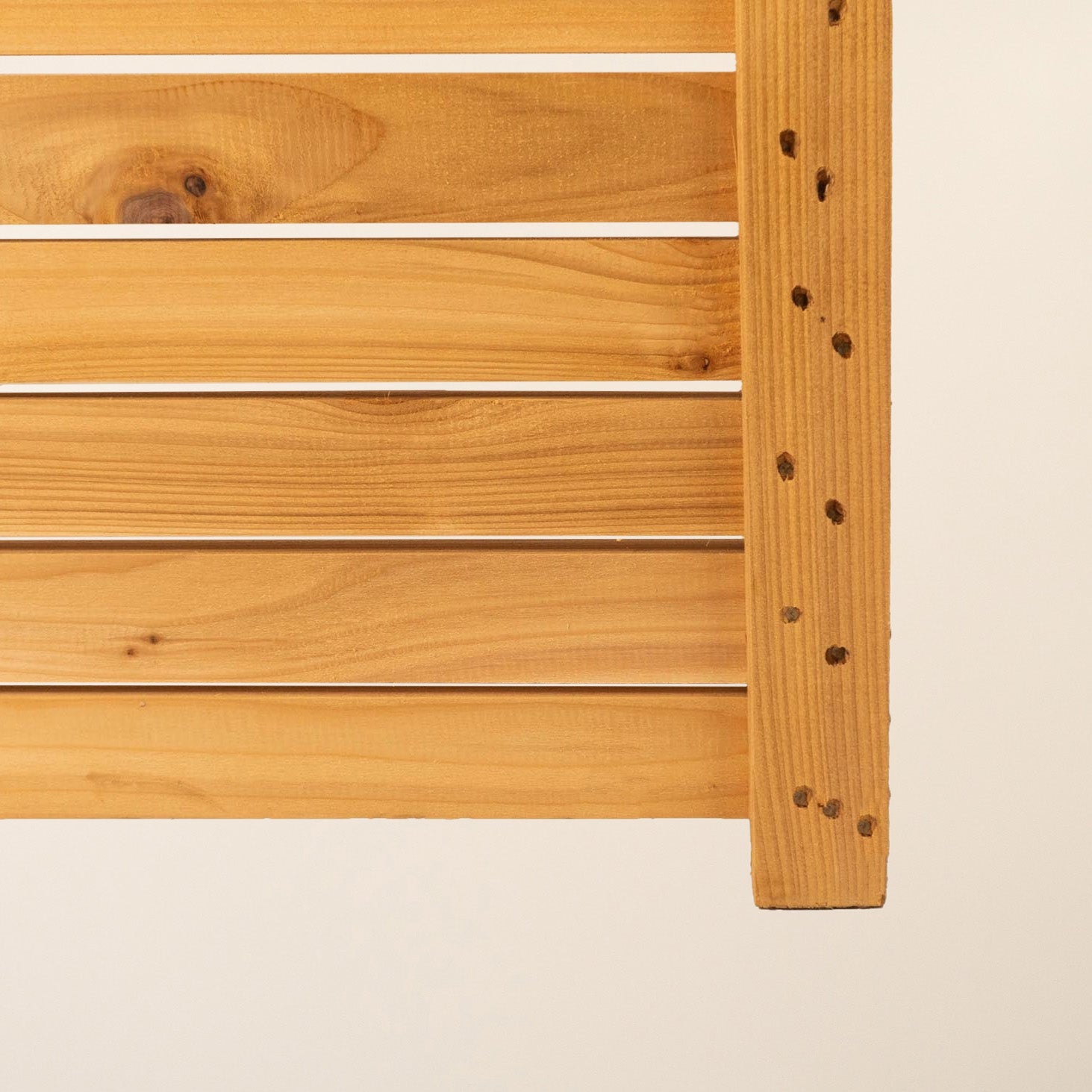 Cedar / Larch Slatted Fence Panels with 6mm Spacings for Modern Garden Fencing