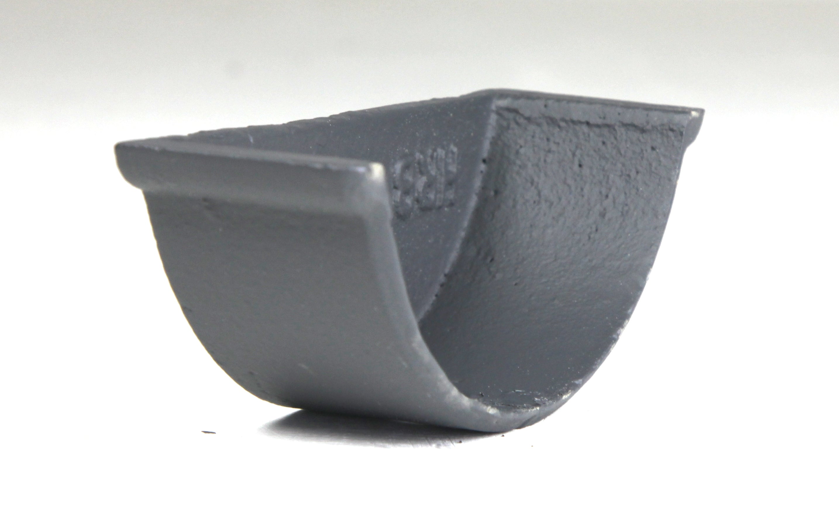 Hargreaves Cast Iron 125mm Internal Beaded Half Round Stopend - Primed