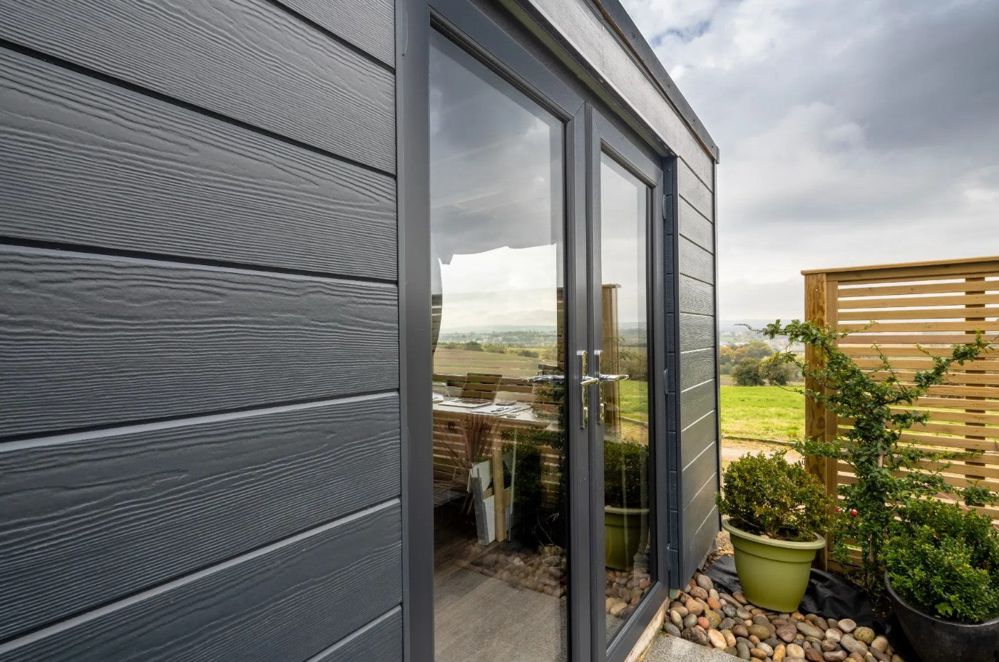 James Hardie HardiePlank® Fibre Cement Cladding Board - 3600 x 180 x 8mm – A2 Fire Rated Exterior Weatherboard