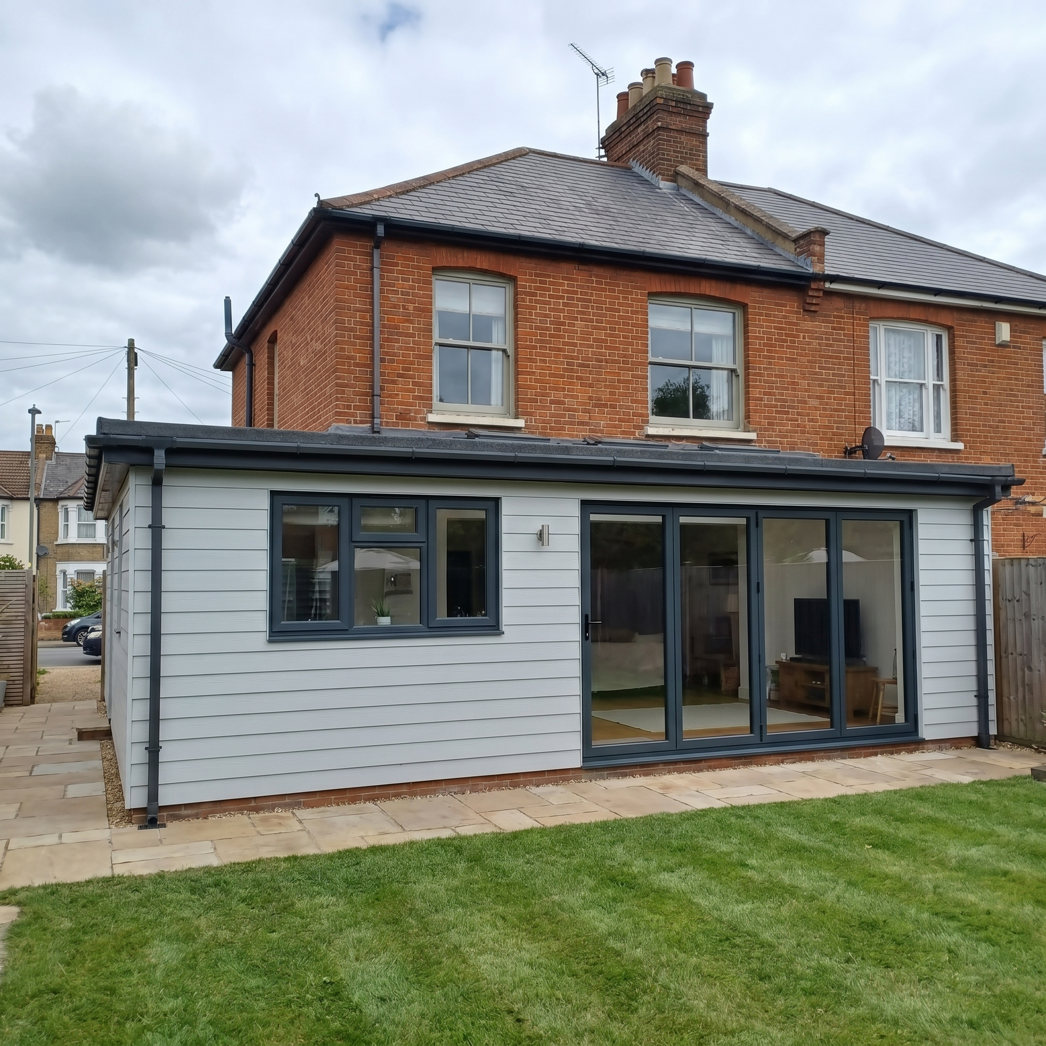 James Hardie HardiePlank® Fibre Cement Cladding Board - 3600 x 180 x 8mm – A2 Fire Rated Exterior Weatherboard