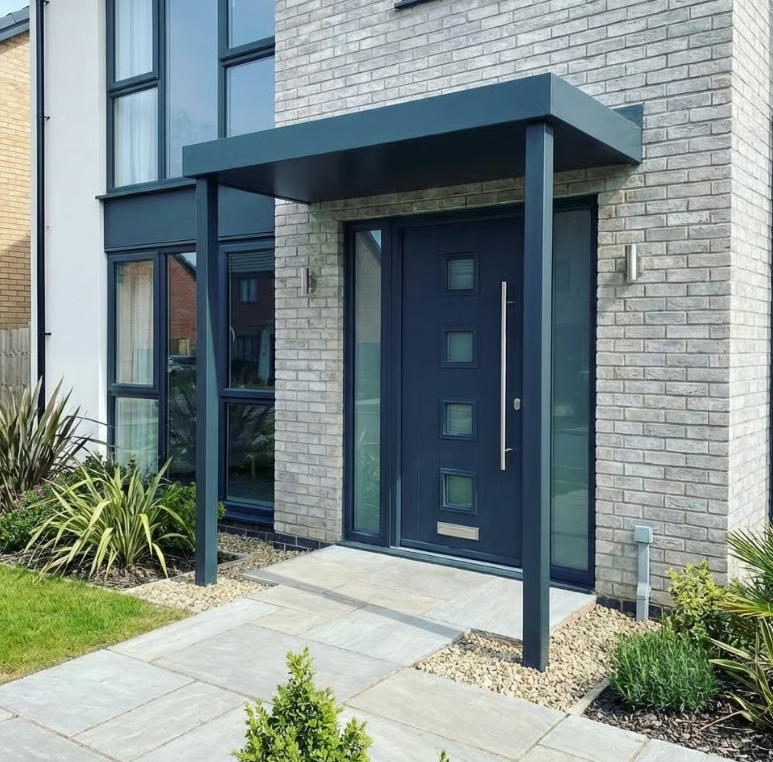 Metal_canopy_with_posts_2