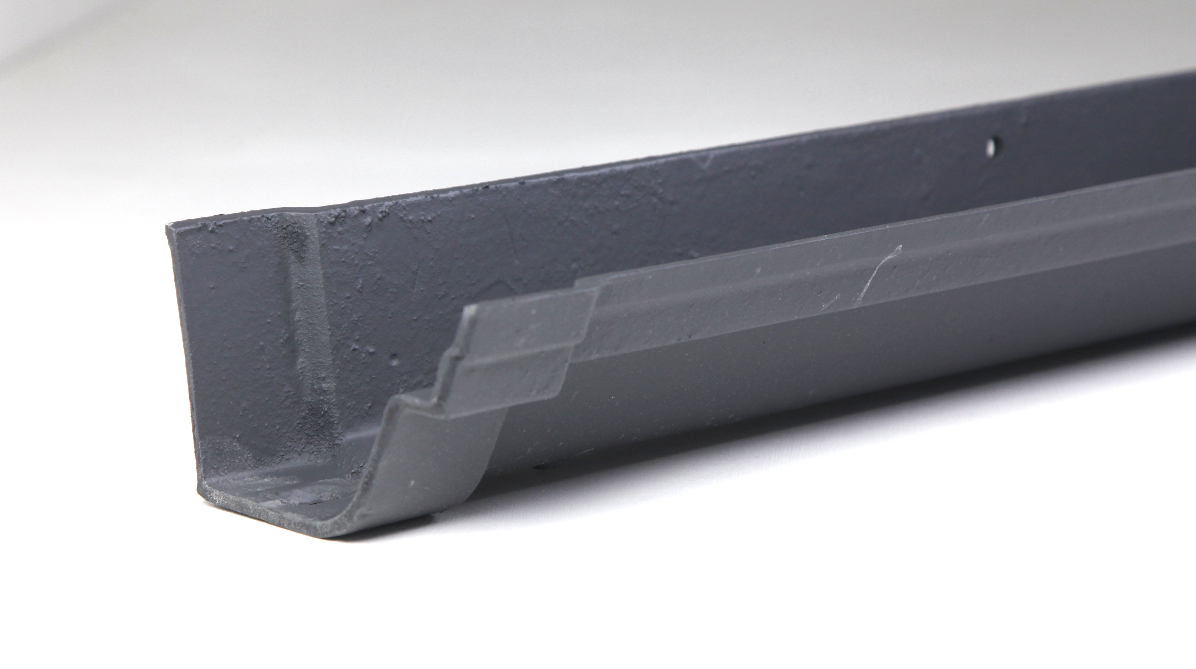Hargreaves Cast Iron 115mm Notts Ogee Gutter 1829mm - Primed