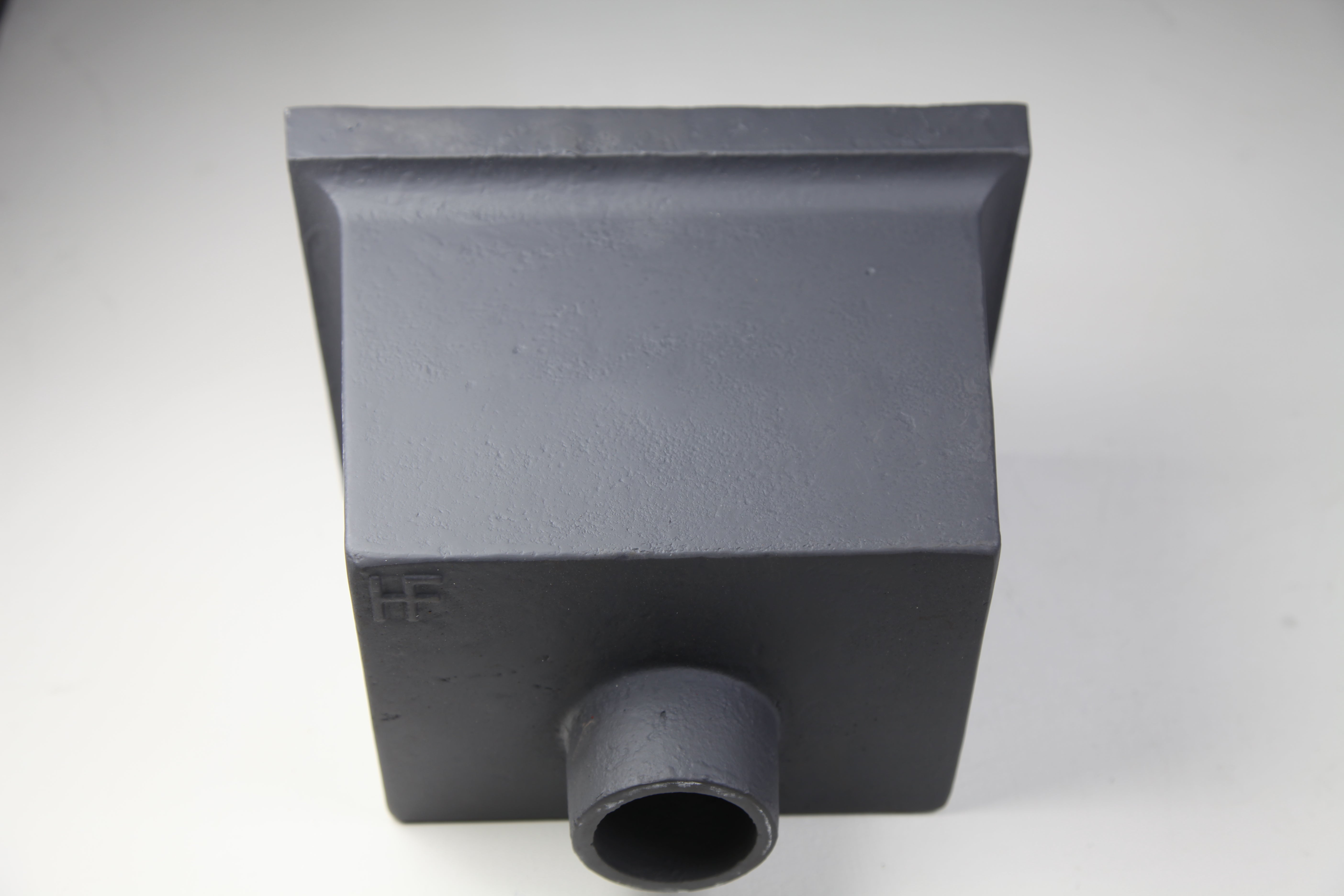 Hargreaves Cast Iron 65mm outlet H460 Rainwater Head 255mm - Primed