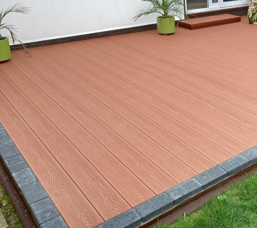 4m Woodgrain Effect Reversible Composite Decking Board