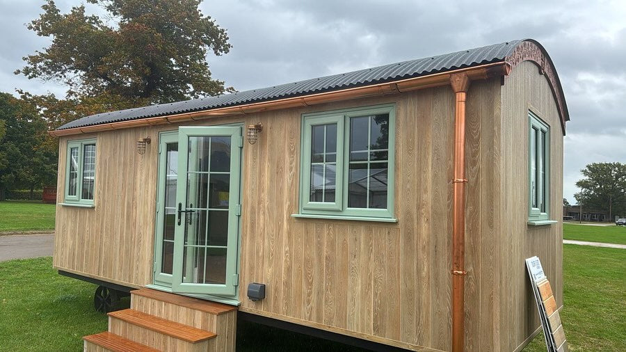 125mm Half Round Copper Gutter 3m