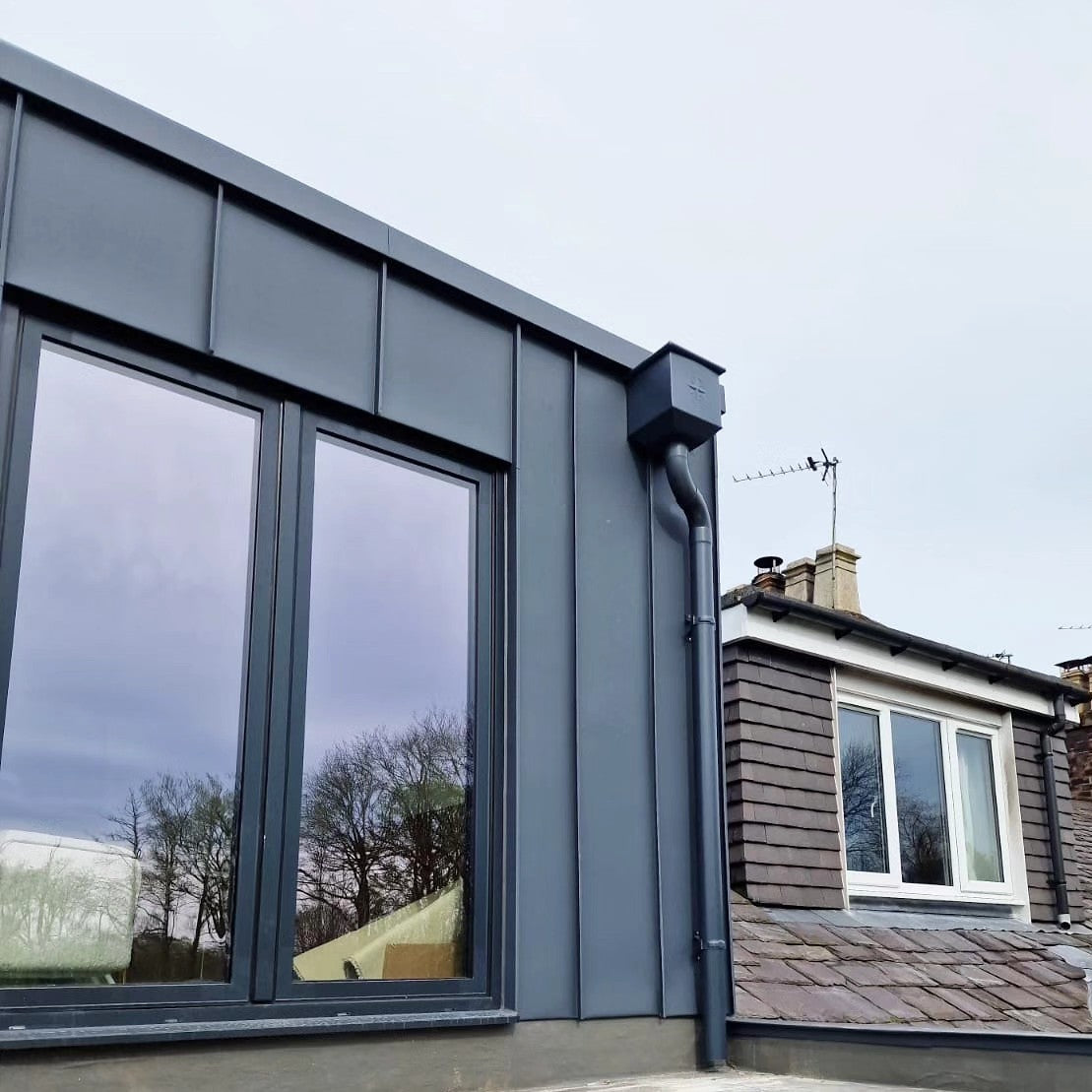 Zambelli Anthracite Grey Coated Galvanised Steel Hopper Head 230w x 230d x 300h with 100mm Outlet