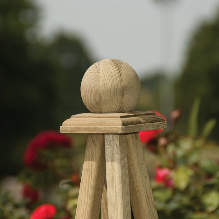 Marberry Obelisk Planter