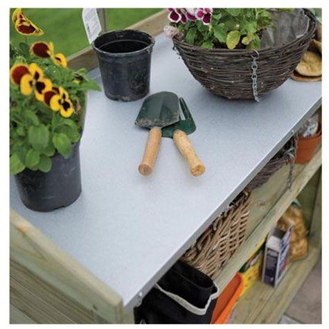 Outdoor Potting Station for Gardeners