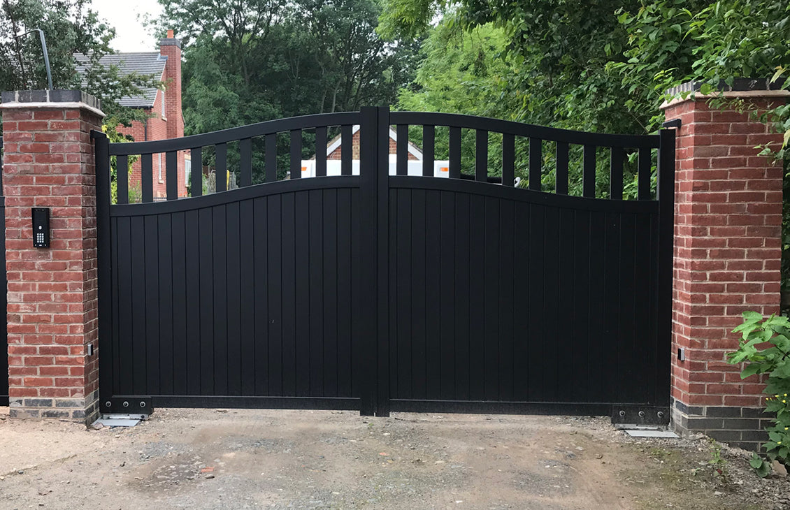 Readymade Bell Curved Top Aluminium Driveway Gates With Solid Mixed Infill